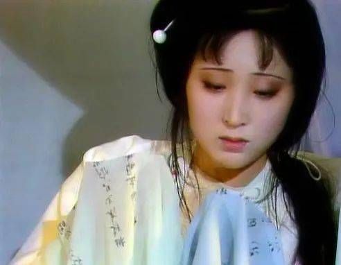 林黛玉倒拔垂楊柳是什么梗？林黛玉倒拔垂楊柳梗的由來(lái)介紹