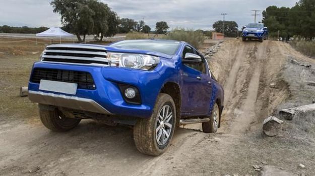 4x4皮卡車模擬器游戲最新版截圖4