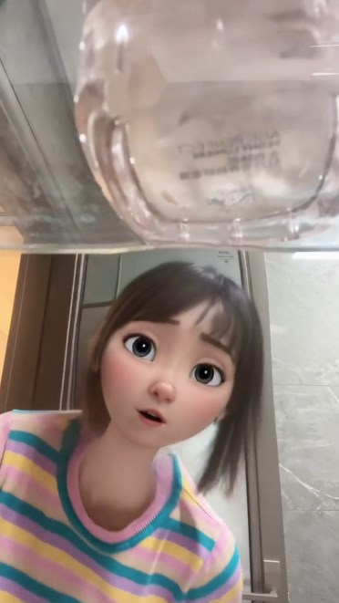 抖音卡通臉艾莎公主特效app最新版截圖1